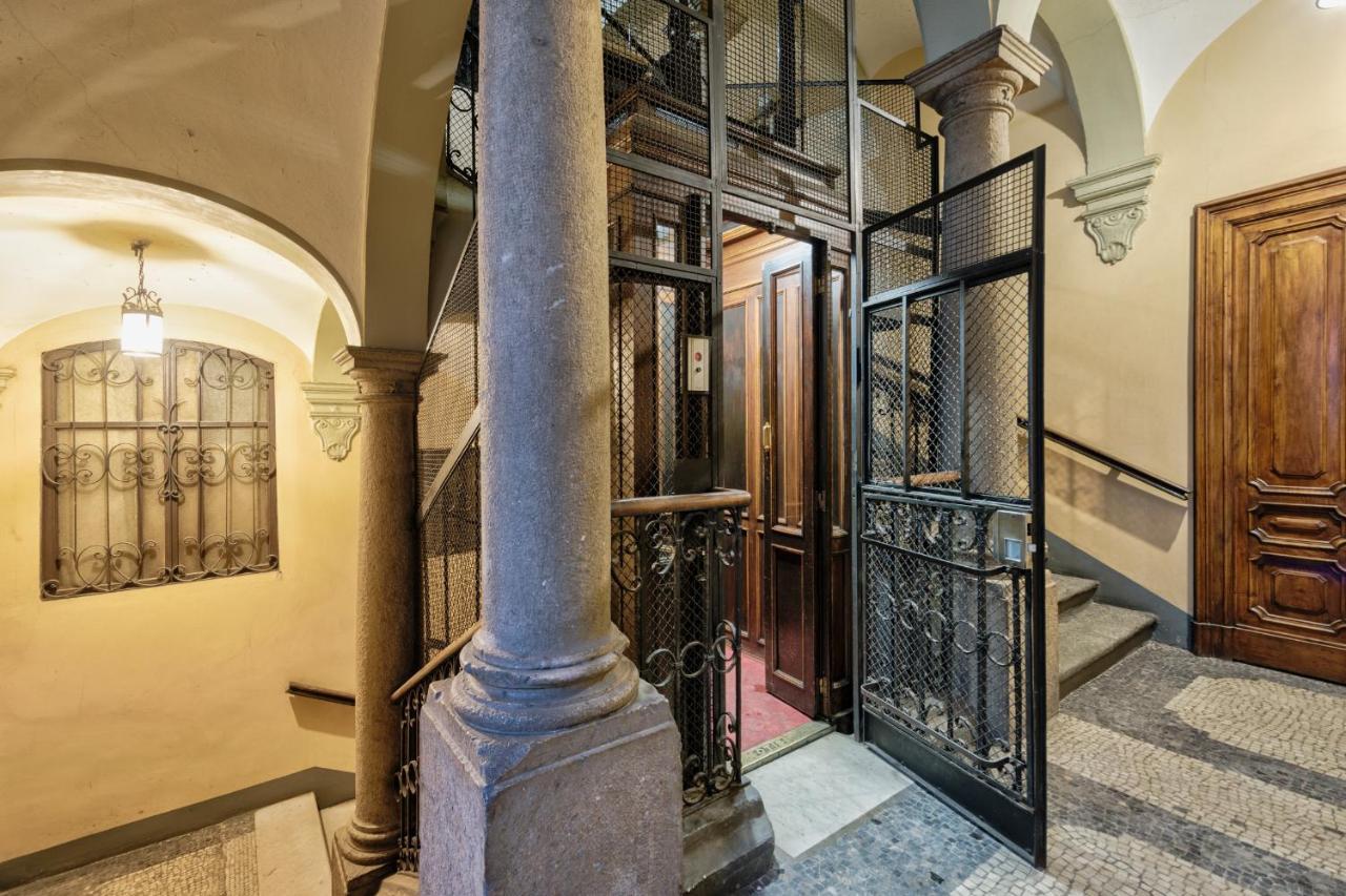 Acadamis -Il Rifugio Dei Mercanti- Piazza Castello Turin Exterior foto